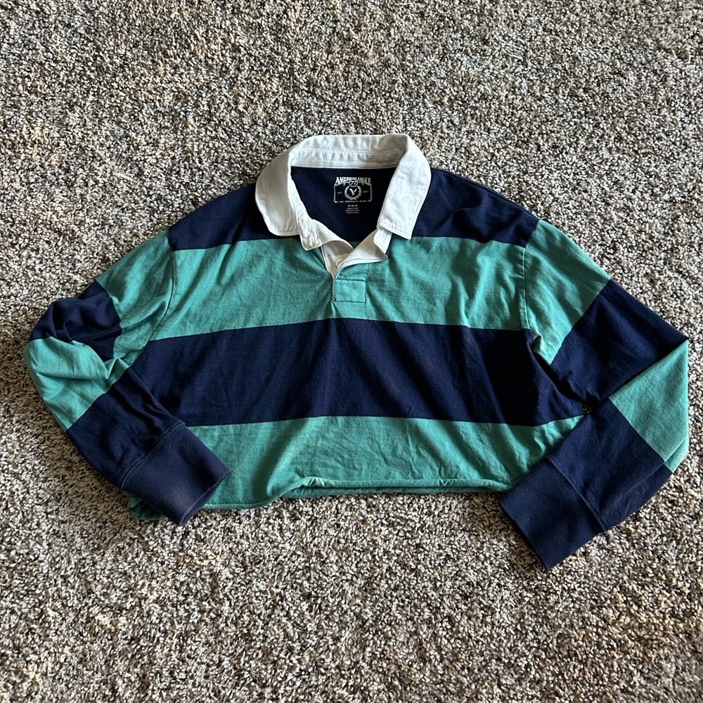 American Eagle Size M Striped Cropped Long Sleeve